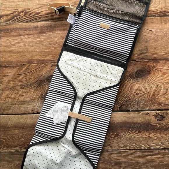 Skip Hop Striped Changing Station - Picture 2 of 2